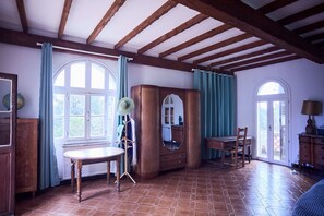 Interior - Villa au Bord de la mer à 5mn des Calanques et du Centre Ville, Dans un Parc (La Ciotat)
