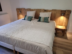 4 chambres, fer et planche à repasser, Wi-Fi