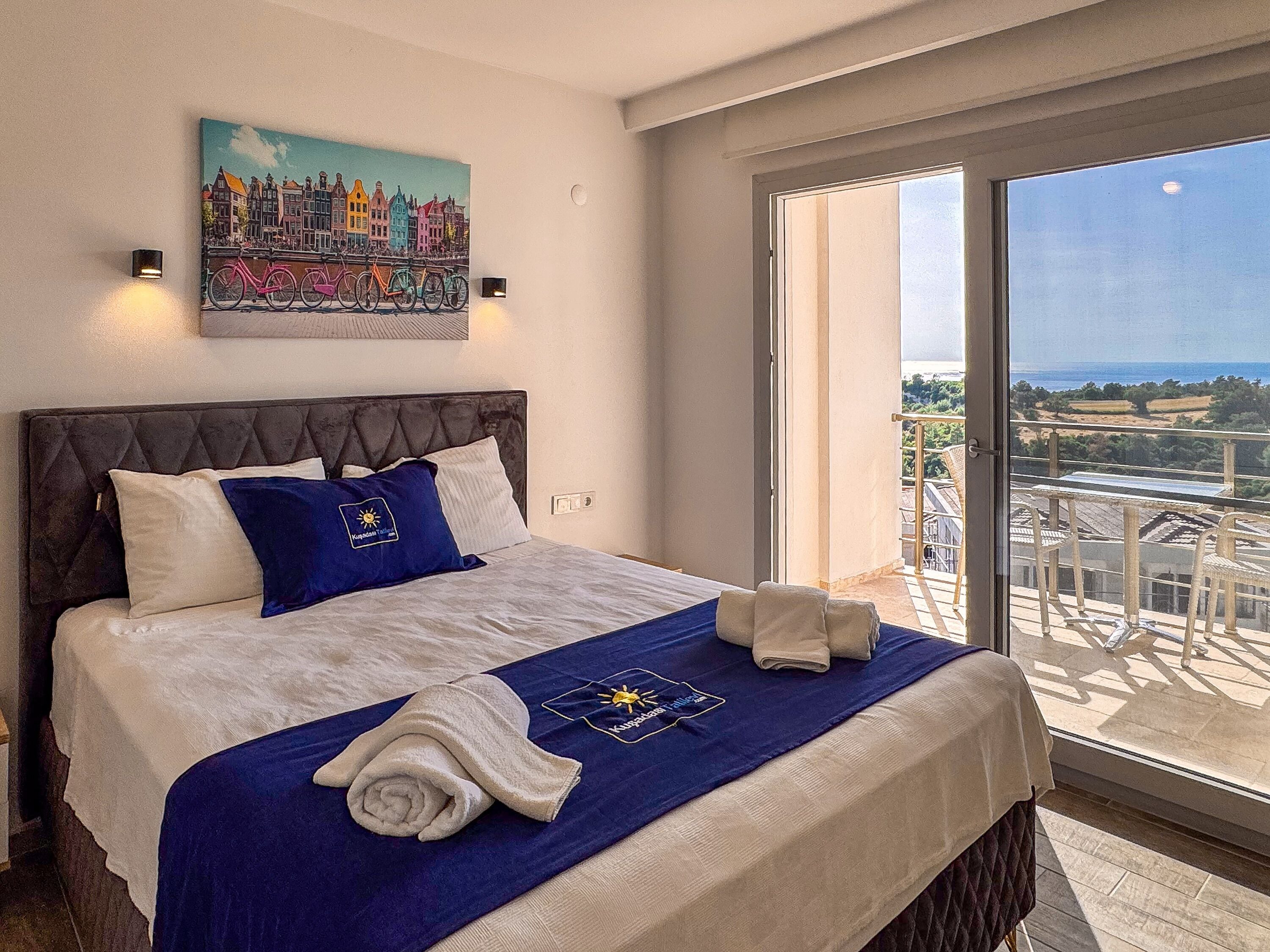 Executive Apartment, 2 Bedrooms, Sea Facing | Egyptian cotton sheets, premium bedding, individually decorated