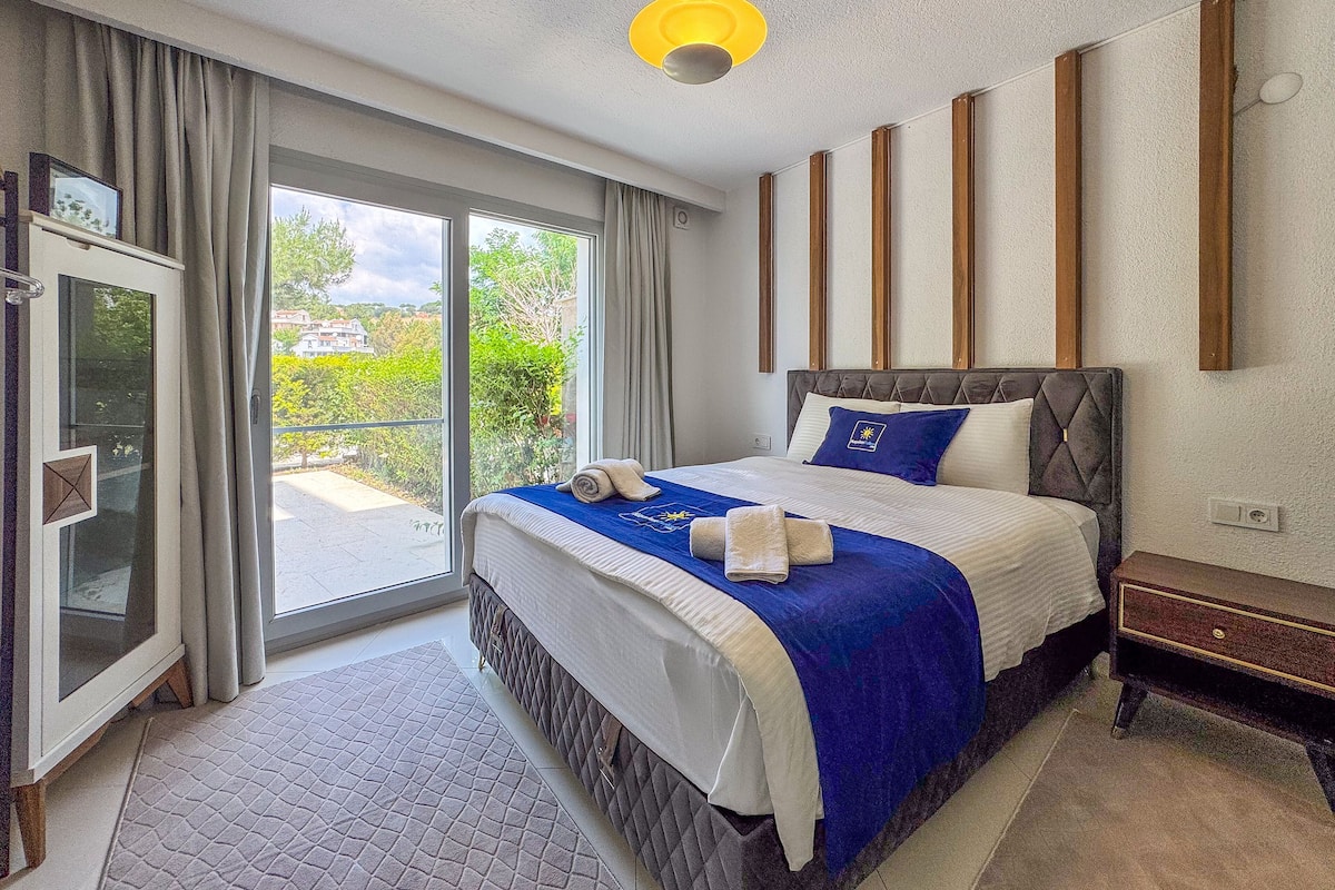 Comfort Apartment, 2 Bedrooms, Garden Area | Egyptian cotton sheets, premium bedding, individually decorated