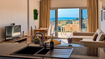 Executive Apartment, 2 Bedrooms, Sea Facing | Living area | 40-inch LCD TV with satellite channels