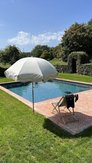Outdoor pool, a heated pool - Authentic Large Property in the Heart of Perche, Peacefull Location, Pool, Park (Longny les Villages)