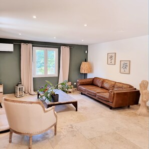 Smart TV - Villa Oasis (Pierrevert)