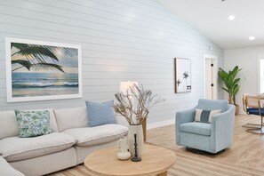 Smart TV, DVD player