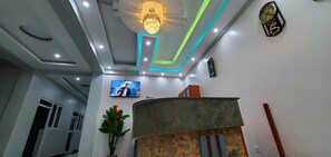 Reception - Hotel Komar (Lira)