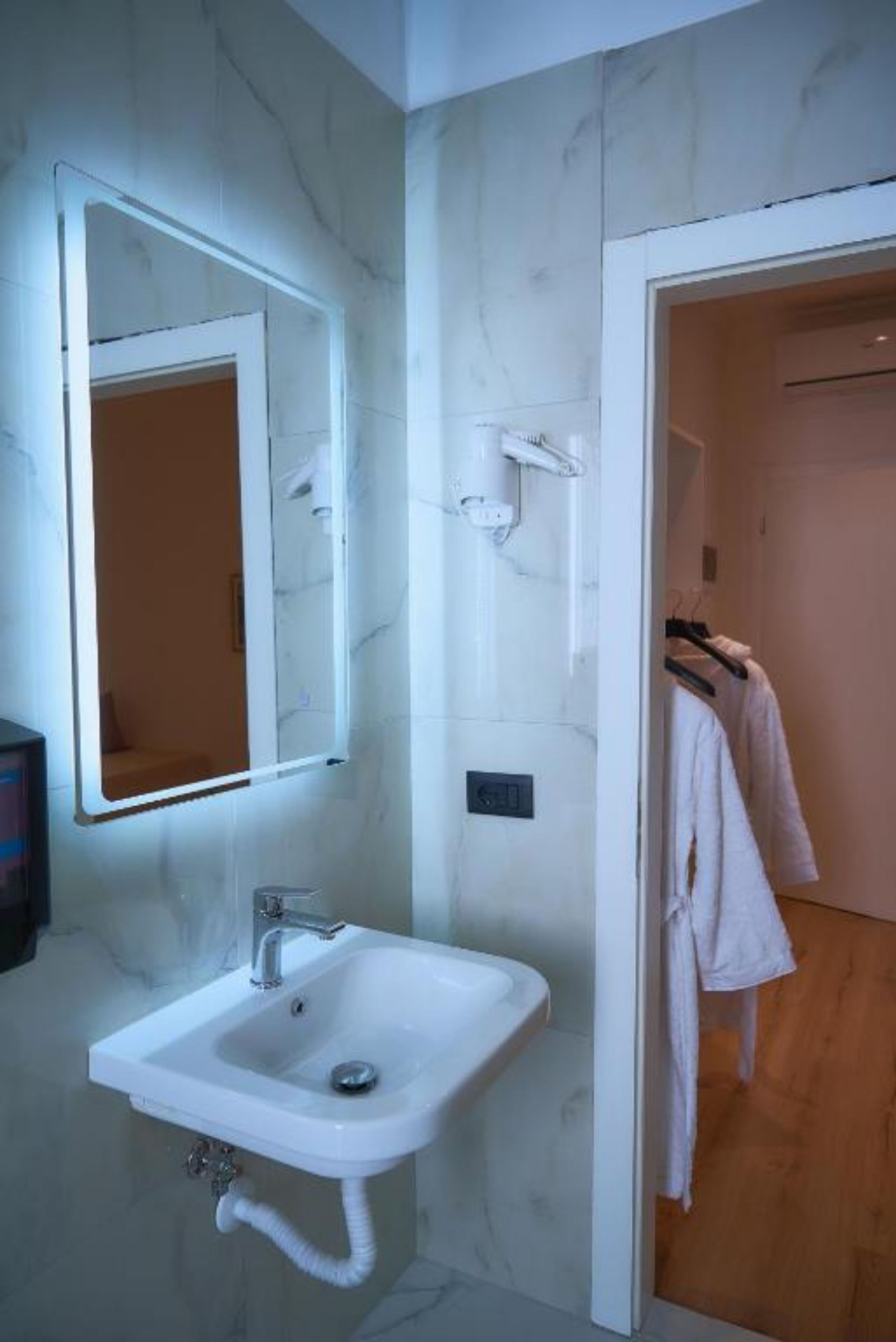 Foto - Kalpazo Inn Tirana