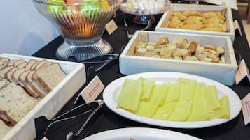 Desayuno continental incluido todos los días