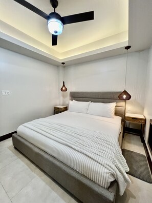 1 bedroom, in-room safe, iron/ironing board, free WiFi