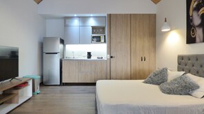 1 bedroom, travel crib, free WiFi, bed sheets