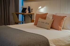 1 chambre, bureau, fer et planche Ă repasser, Wi-Fi gratuit