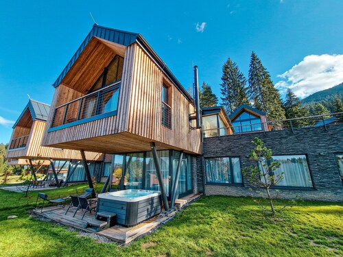 Luxury Chalet with Hot Tube & Sauna in Jasna Ski resort