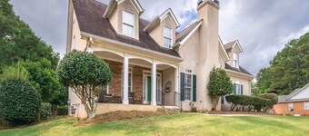 Victorian House located minutes from Trilith  Studios