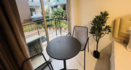 Omaya Guest House