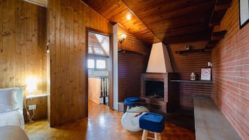 3 bedrooms, desk, free WiFi