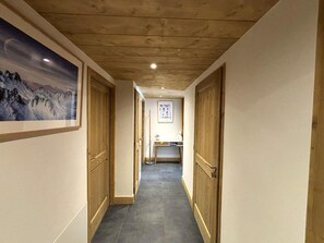 Interior - 250m from ski slopes, Ground floor, terrace, parking, tv, ski locker, 72m², Les Saisies (Villard-sur-Doron)