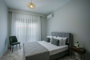 3 slaapkamers, een strijkplank/strijkijzer, wifi, beddengoed