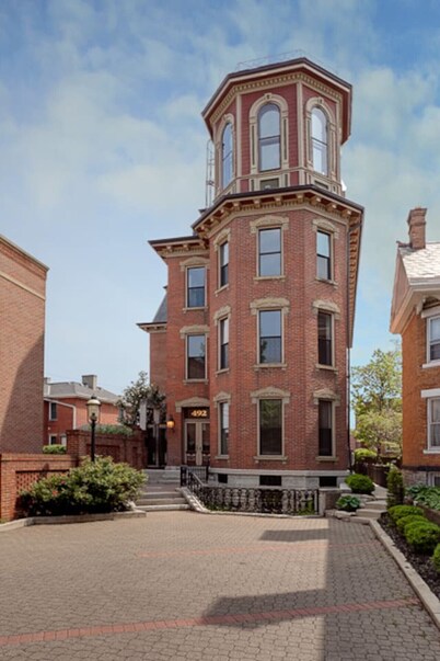 Schwartz Castle German Village