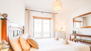 Unclassified image, 3 of 50, button - Modern apartment near Albufeira centre (Albufeira)