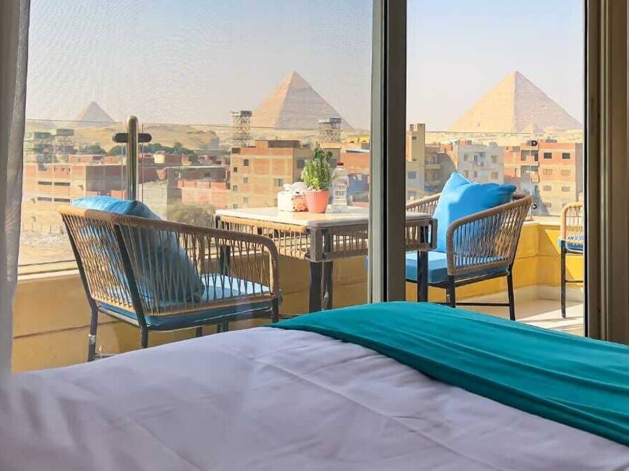 Panoramic Double Room | Desk, soundproofing, iron/ironing board, free WiFi