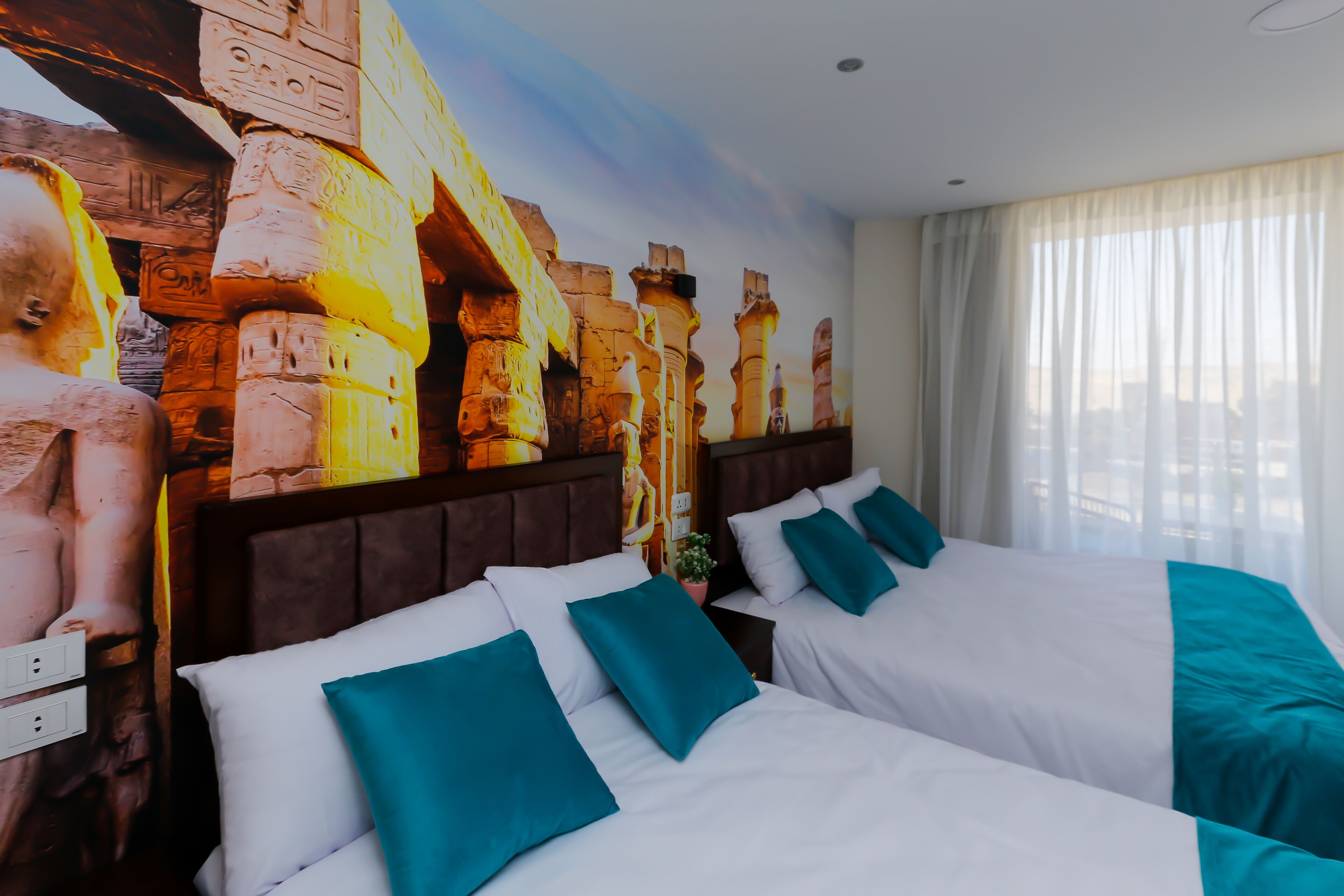 Photo - pyramids INN View