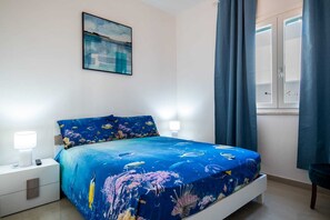 3 habitaciones, tabla de planchar con plancha, wifi y ropa de cama 