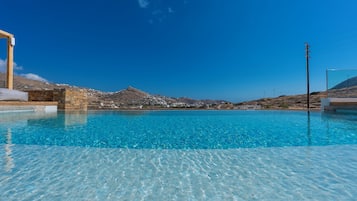 Private pool