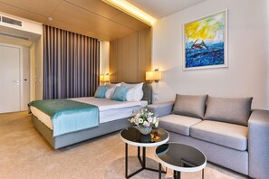 Premium bedding, minibar, desk, soundproofing - Hotel Imperial Conference & Spa (Budva)