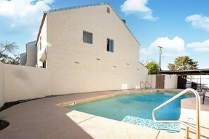 Piscina all'aperto