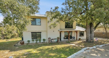 Hilltop Lake Magnolia 2