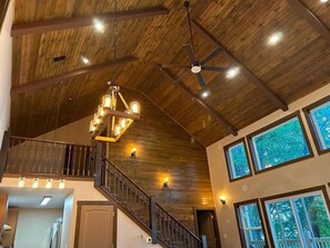 Interior - Sunrise Vista, ~5000 ft Elevation, Rare VIEW to die for, stay above the Clouds
(Maggie Valley)