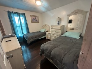 5 bedrooms, iron/ironing board, travel crib, WiFi