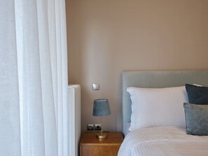 2 室のベッドルーム、デスク、アイロン / アイロン台、WiFi (無料)