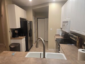 Fridge, microwave, oven, stovetop - Resort look-Home feeling. Ground floor condo. Near pool/spa. Walk to dining/golf (Mesa)