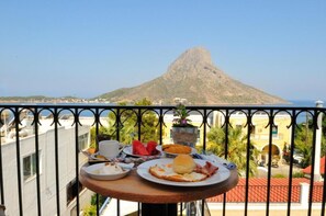 Desayuno a la carta incluido todos los días 