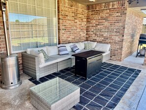 Unclassified image, 5 of 25, button