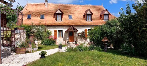 Au fil des Causses - Gîte "Le Lot"  classé 4 étoiles pour 7 personnes