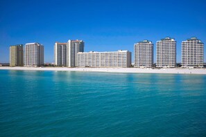 Beach nearby, sun loungers, beach towels - Navarre Beach House: Poolside Paradise, Near the Beach! (Navarre)