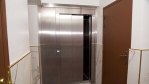Elevator