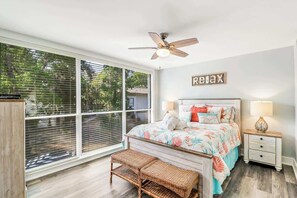 2 dormitorios, tabla de planchar con plancha, cuna de viaje y wifi