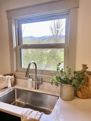 Interior - 4-bedroom house in peaceful Waterbury Center with Hot tub, ample parking  (Waterbury Center)