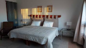 3 makuuhuonetta, ilmainen Wi-Fi, vuodevaatteet