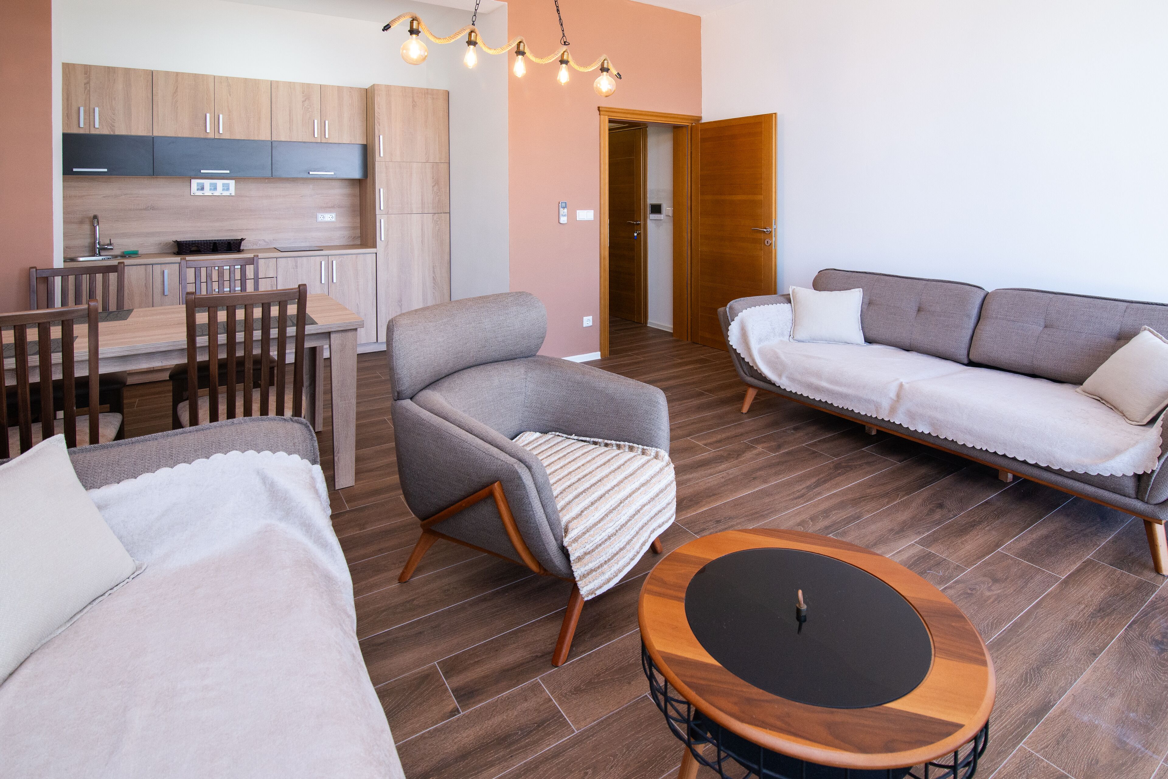 Apartemen Deluks, pemandangan laut (AP2) | Makan di kamar