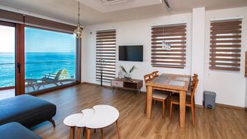 Premium Apartment (AP3) | In-room dining