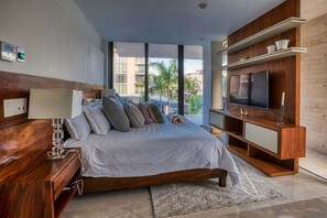 3 Schlafzimmer, Bügeleisen/Bügelbrett, WLAN, Bettwäsche