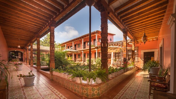 Terrace/patio - LA CASA B & B (Patzcuaro)