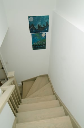 Interior - Niagara Escape Crib: 3km from NiagaraFalls (Niagara Falls)