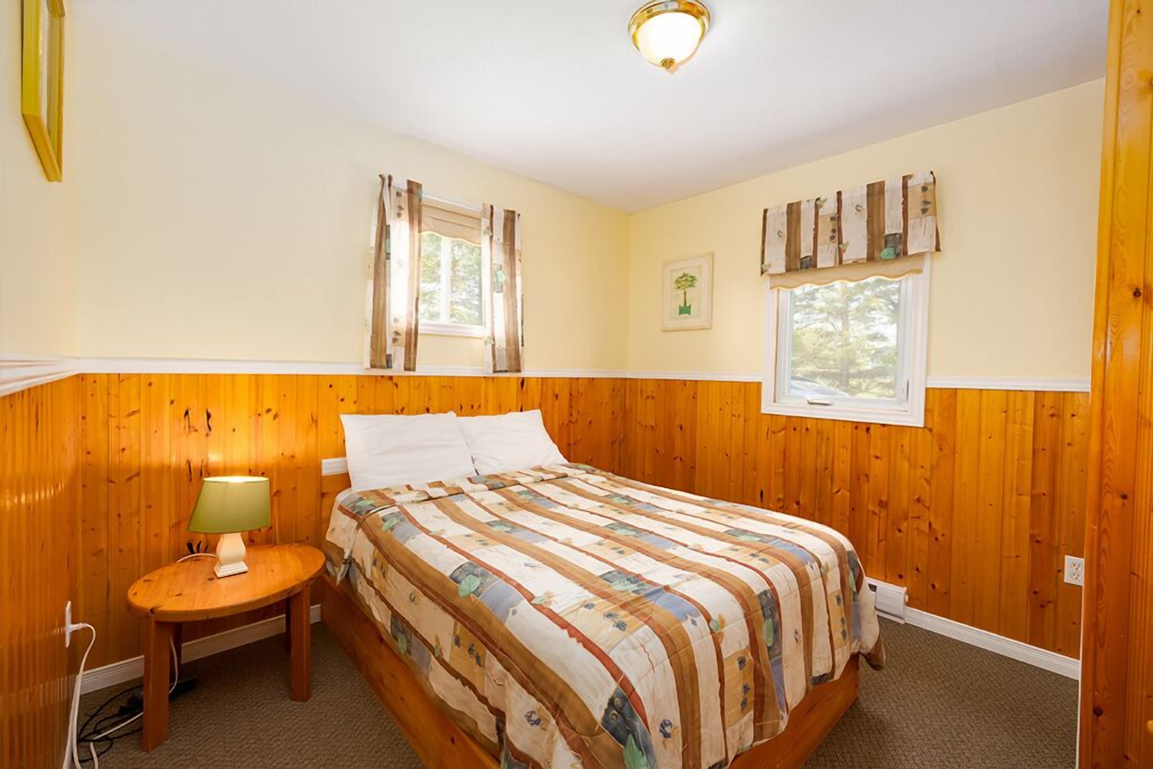 Chalet Deluxe | Fer et planche à repasser, accès au Wi-Fi (inclus), literie fournie