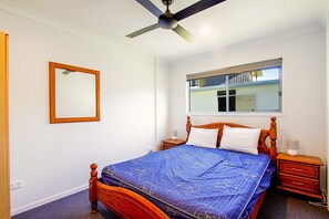 6 chambres, bureau, lit parapluie, Wi-Fi