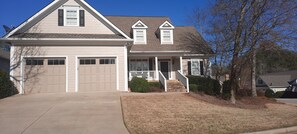 Exterior - Peaceful 2-bedroom house within gated community in Greensboro, Georgia (Greensboro)