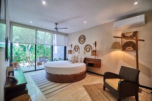 3 slaapkamers, een strijkplank/strijkijzer, wifi, beddengoed